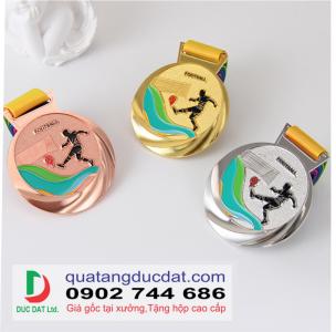 Hình ảnh của sản phẩm HUY CHƯƠNG CAO CẤP 04 thuộc danh mục Huy Chương, Cờ