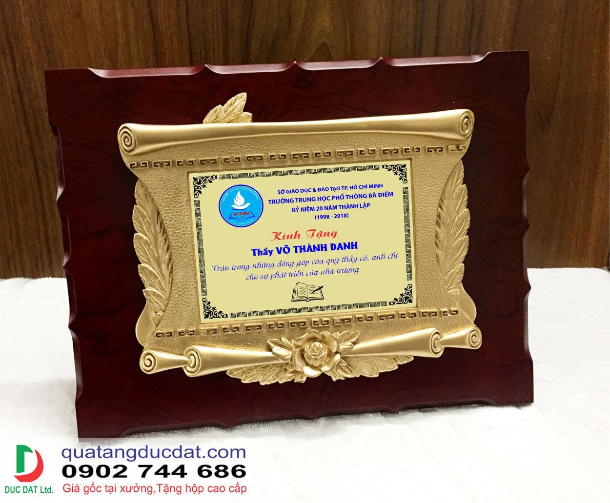 Kỷ-niệm-chương-gỗ-đồng-36-2